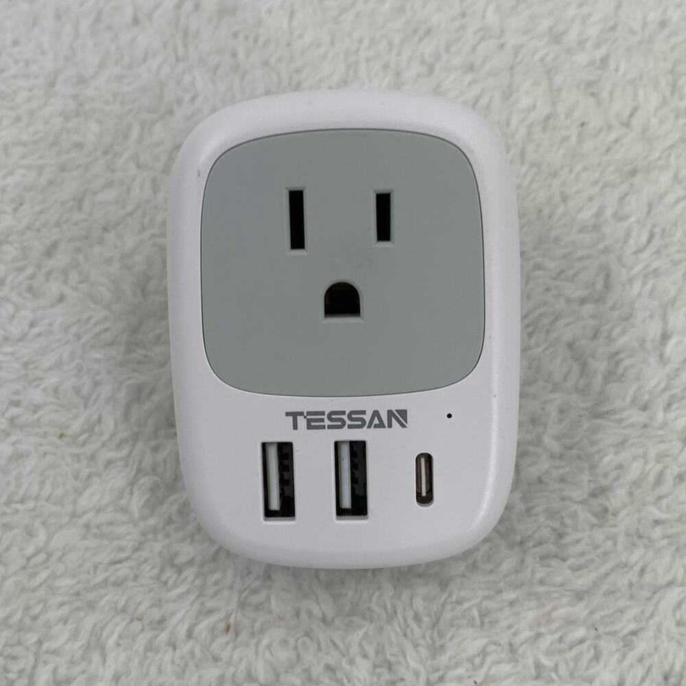 Tessan Travel Plug Adapter TS-TA03USEU 1 Outlet/2 USB/1 USB-C US to Europe